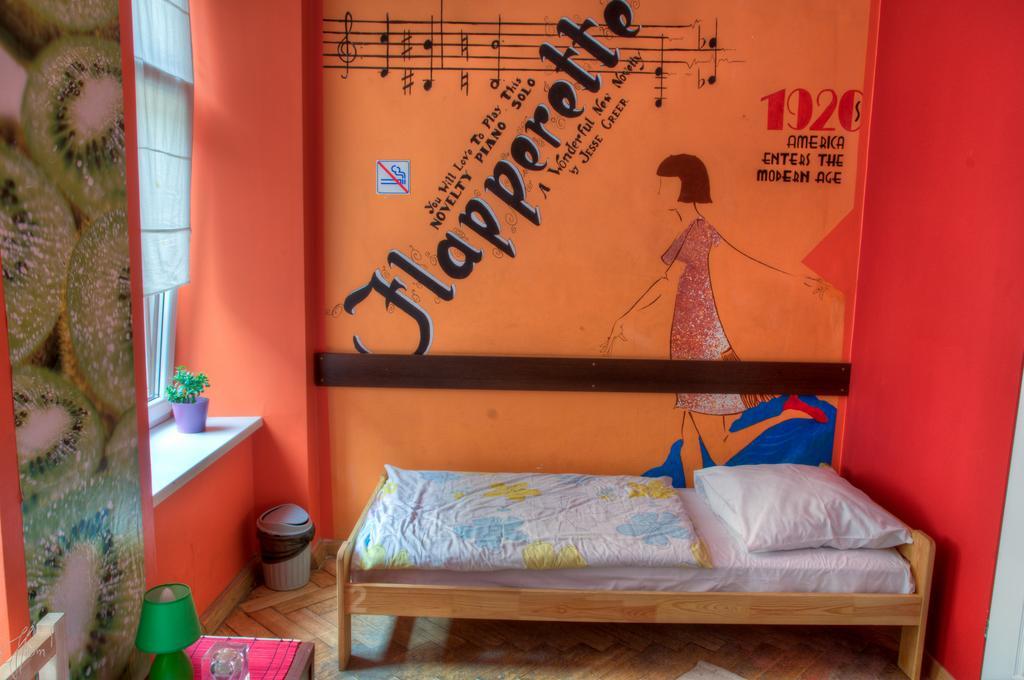 Tutti Frutti Hostel Краков Экстерьер фото