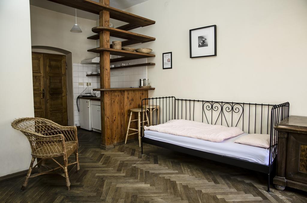 Tutti Frutti Hostel Краков Экстерьер фото