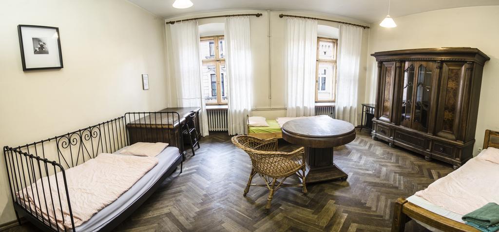 Tutti Frutti Hostel Краков Экстерьер фото
