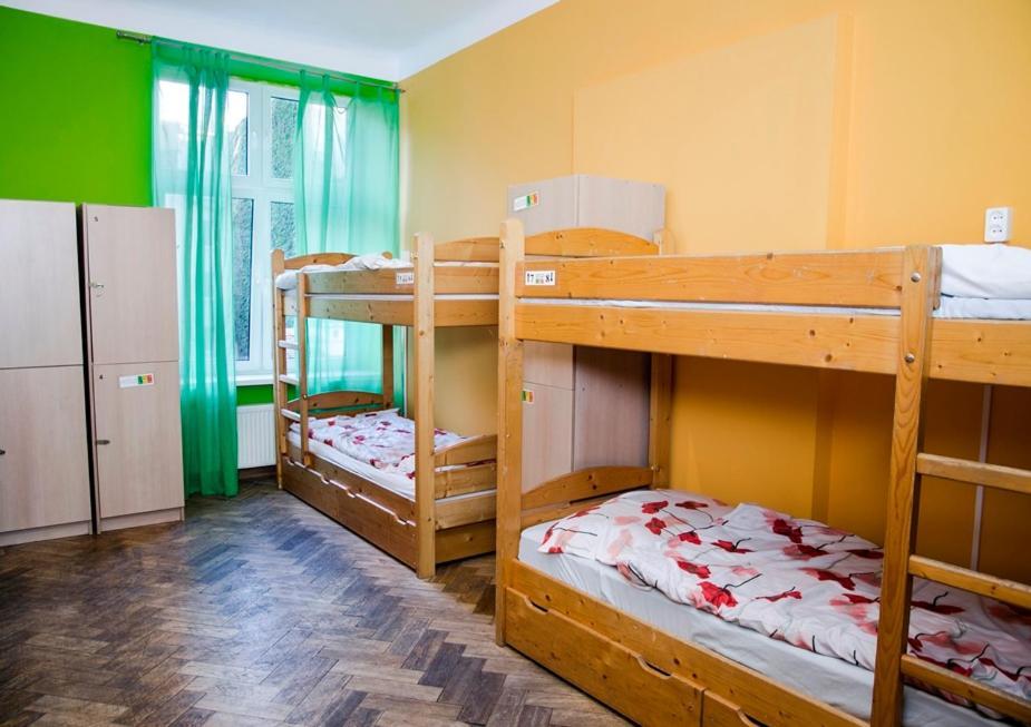 Tutti Frutti Hostel Краков Экстерьер фото